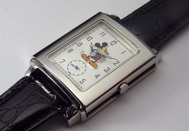 【レア＆レトロ、電池交換済】1999年限定 キャンプディズニー 腕時計